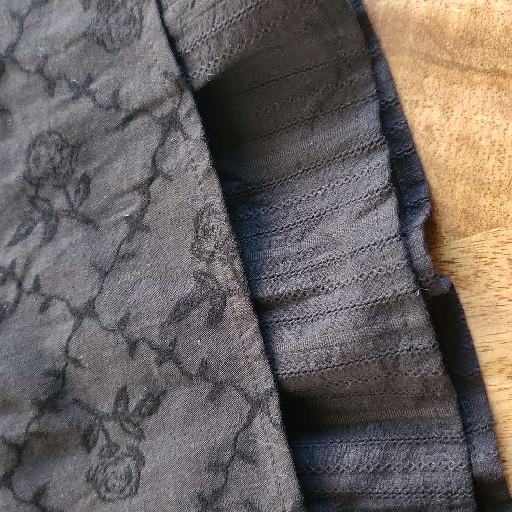 New {Commense} Ruffle Hem Cami Plain Midi Dress in Black Size Medium - Picture 9 of 15